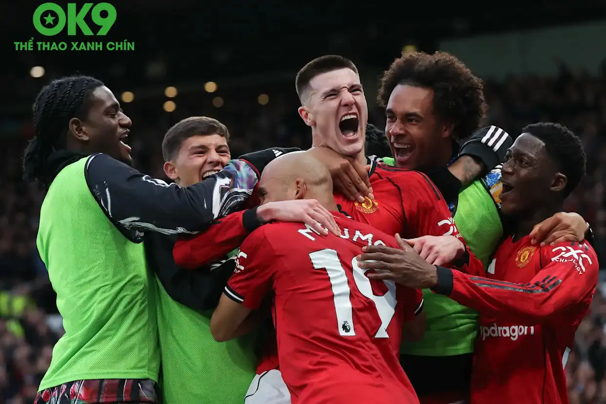 Manchester United dưới thời Michael Carrick đang trở thành thế lực đáng sợ tại Premier League hiện nay Manchester United dưới thời Michael Carrick đang trở thành thế lực đáng sợ tại Premier League hiện nay