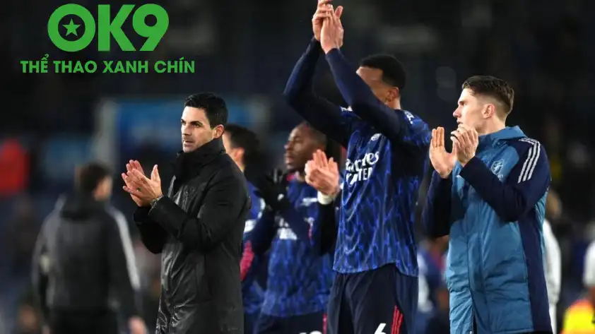 HLV Arteta đã dành lời khen lớn cho tinh thần chiến đấu của các học trò (Ảnh: Mirror) HLV Arteta đã dành lời khen lớn cho tinh thần chiến đấu của các học trò (Ảnh: Mirror)